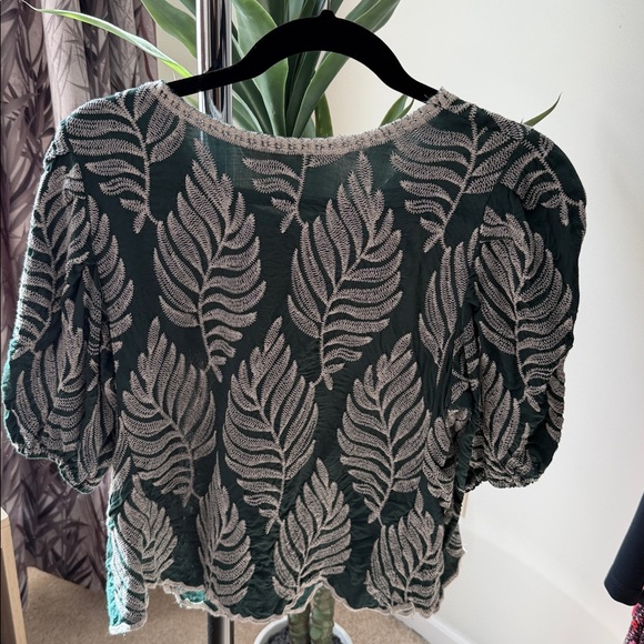 Solitaire Forest Green Leaf-Print Short Sleeve Top - Picture 4 of 5